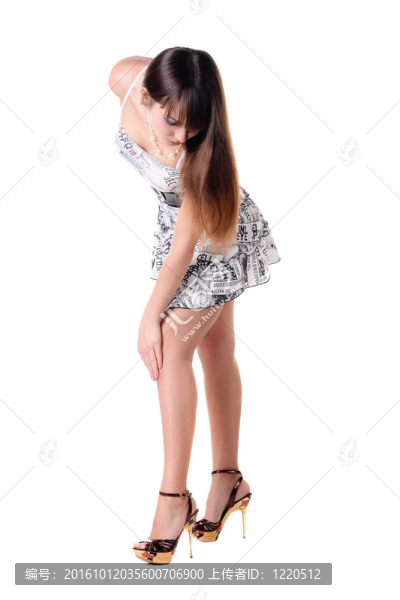 美麗的女人穿著性服裝。