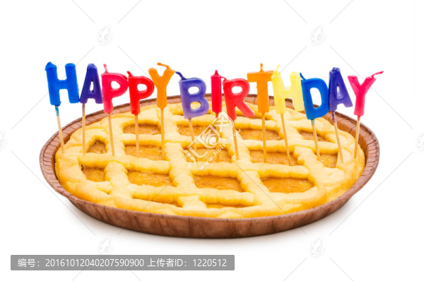 生日蛋糕上的生日蠟燭