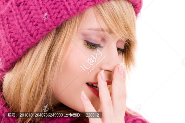戴帽子的快樂少女