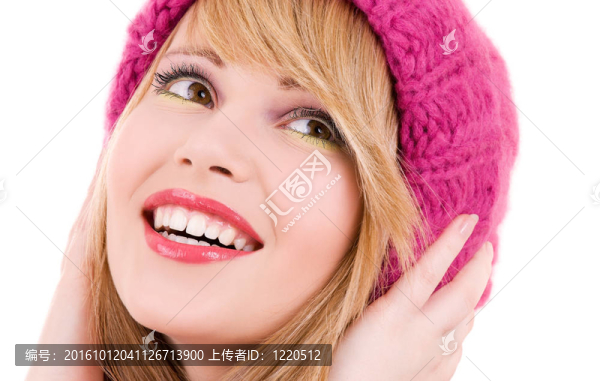 戴帽子的快樂少女