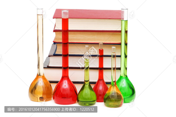 化學概念與管道和書籍的白色