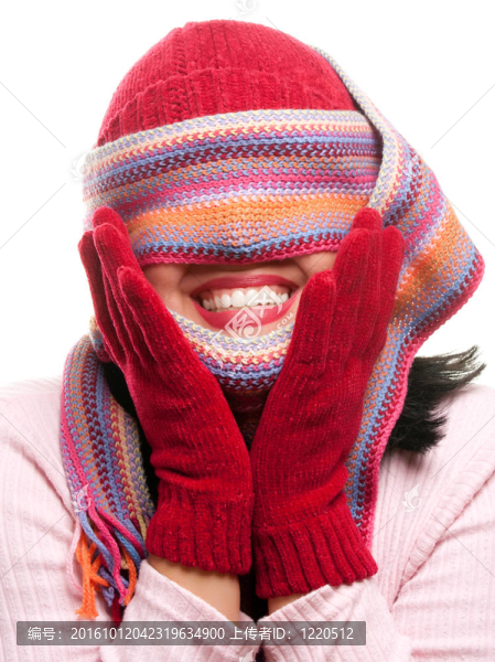 迷人的女人與彩色圍巾眼睛