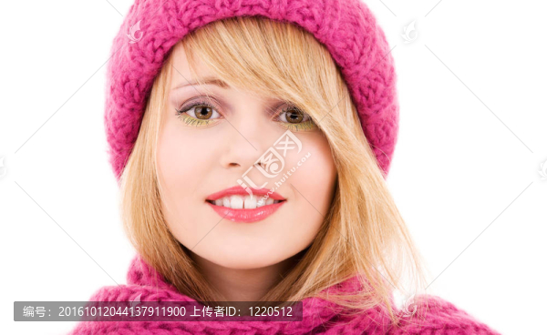 戴帽子的快樂少女