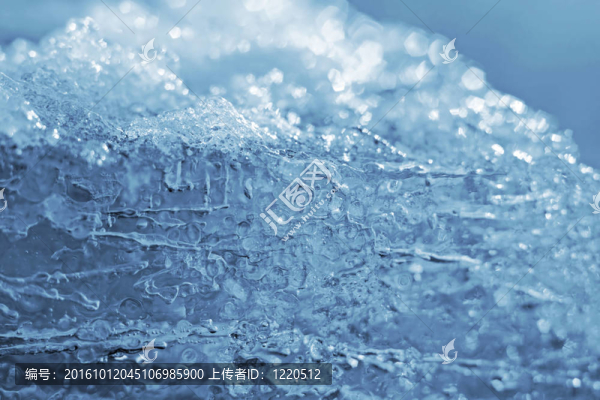 天然藍(lán)色冰雪