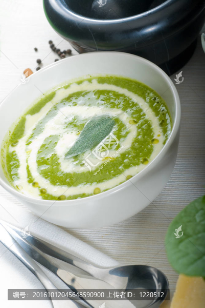 菠菜湯