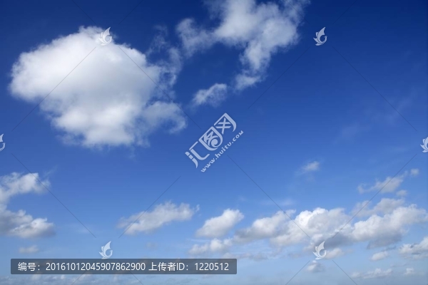 陽光明媚的藍(lán)天白云白云