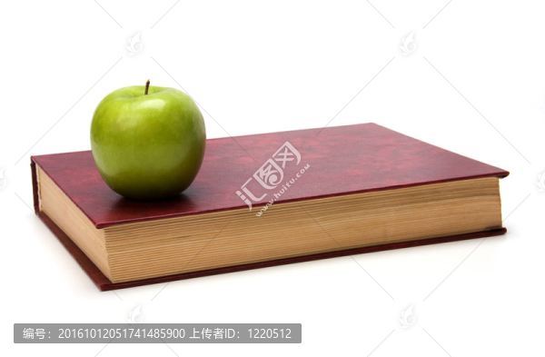蘋果與白色背景隔離的書