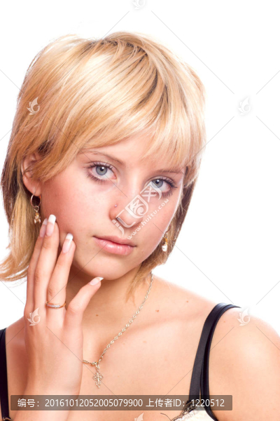年輕漂亮的女人