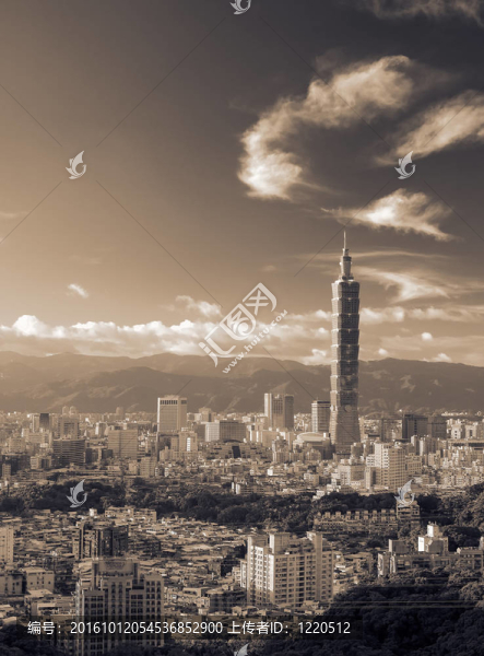 金色日落的臺(tái)北摩天大廈標(biāo)志