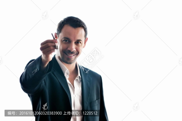 獨(dú)立的商人持有鑰匙