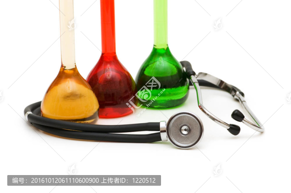 三管和聽(tīng)診器分離白