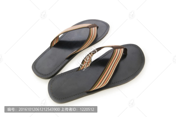 白色背景上的夏日鞋