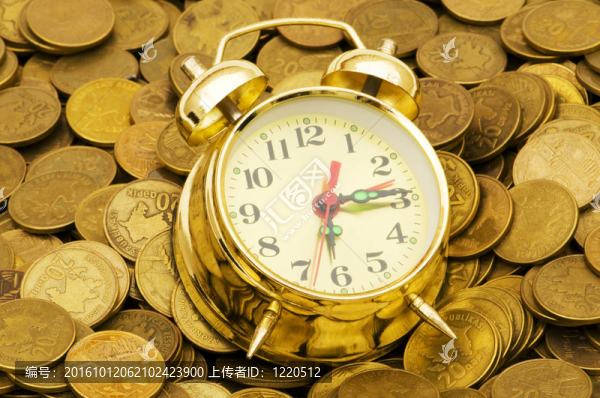 時(shí)間是金錢(qián)概念與時(shí)鐘和硬幣