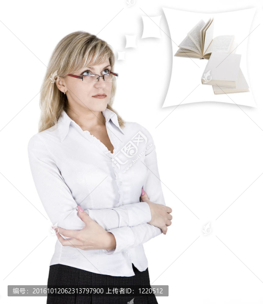 戴眼鏡的金發(fā)女郎想起了書(shū)