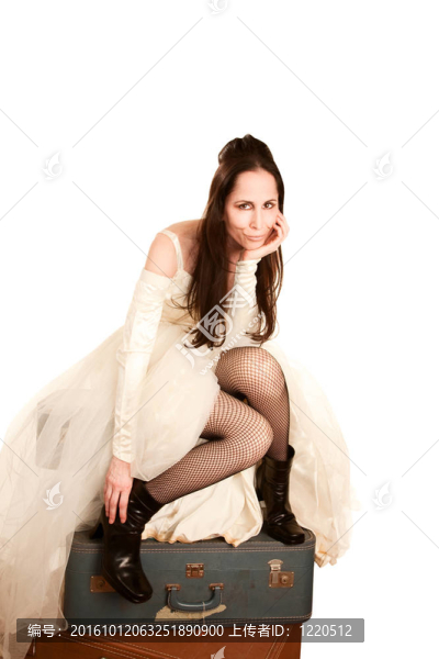 穿婚紗的女人