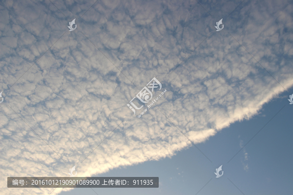 藍(lán)天白云