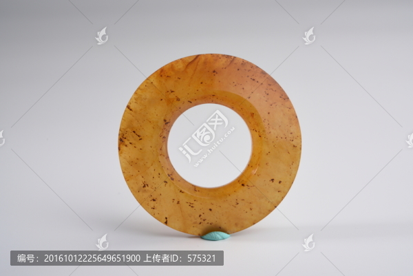 瑪瑙,戰(zhàn)國瑪瑙三才環(huán)