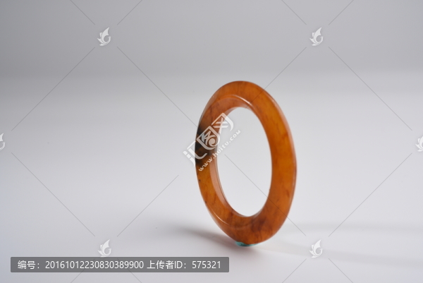 瑪瑙,戰(zhàn)國瑪瑙三才環(huán)