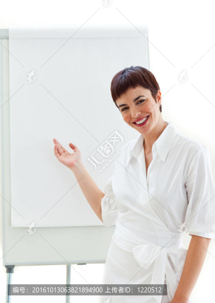 開朗的女商人龐廷在董事會