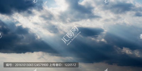 陽光和云