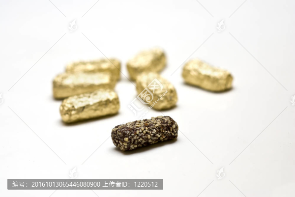 復活節(jié)金蛋黃金巧克力