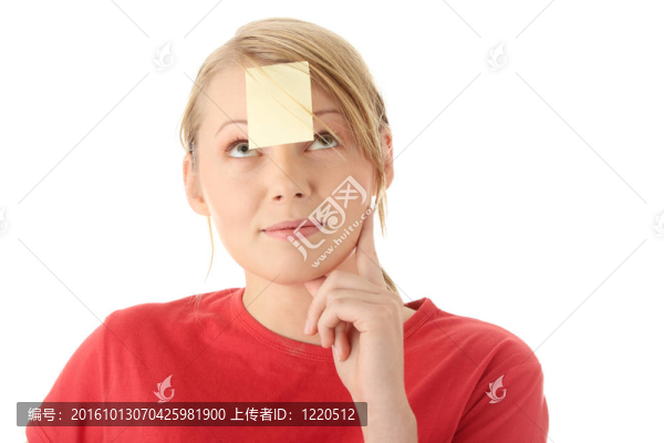 額頭上的黃色粘便條