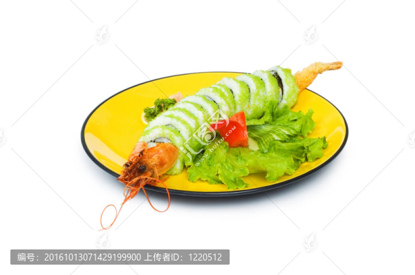 白色背景上的壽司和螃蟹