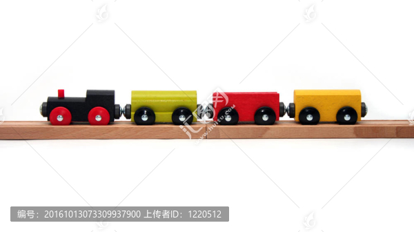 孤立的玩具火車