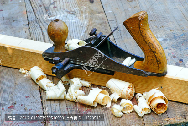 小砌塊平面和木材