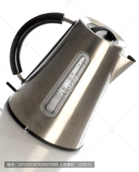 具有白色背景反光的電茶壺