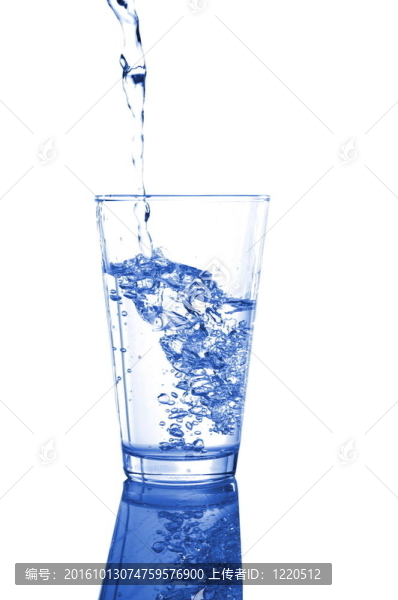 杯水