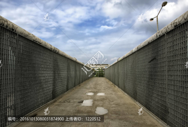 行人天橋