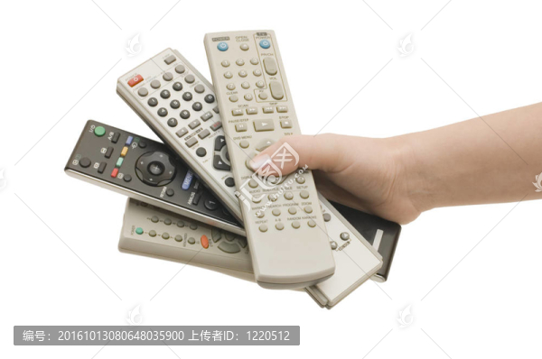 四遙控器在手上隔離
