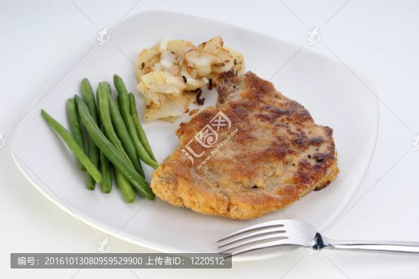 有機咖啡豆餅和烤土豆