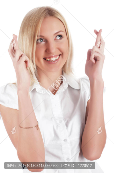 穿著白色襯衫的那位快活迷人的金發(fā)女郎