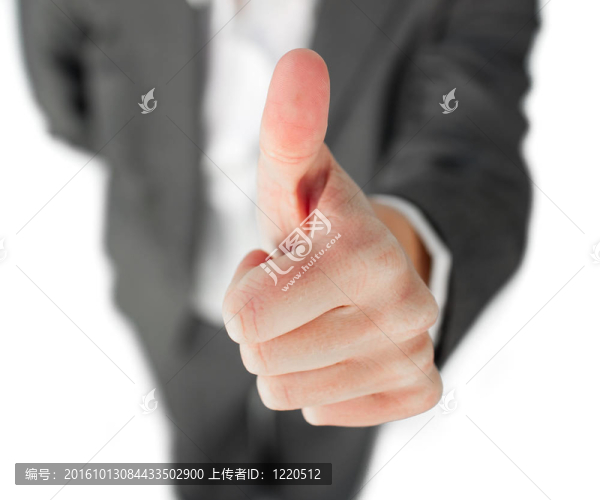 把焦點(diǎn)放在大拇指上