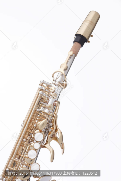 高音薩克斯白色隔離