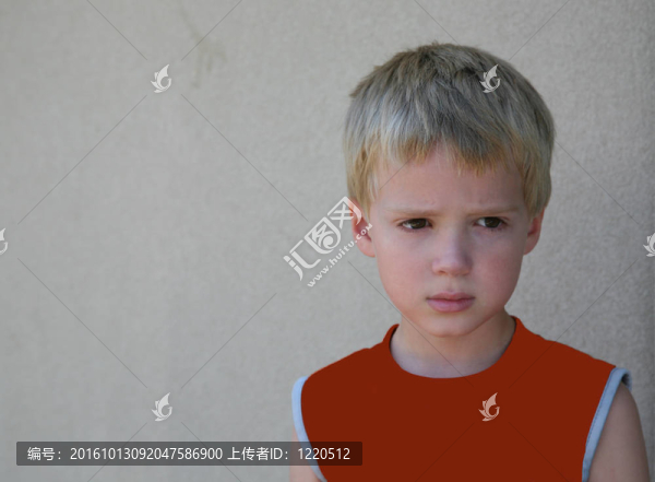 傷心的男孩