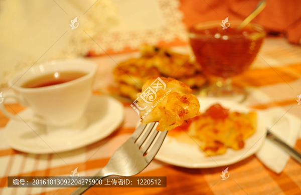 蘋果煎餅配一杯茶