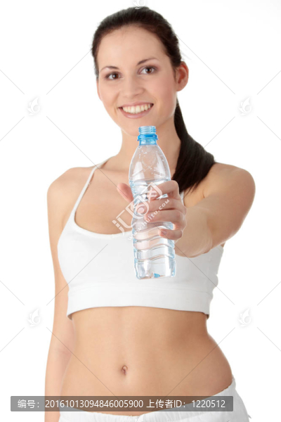 女子的飲用水
