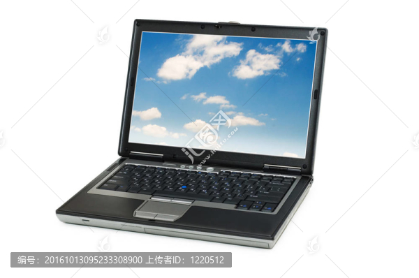 白色背景上的銀色筆記本電腦