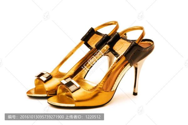 白色背景下的女性鞋