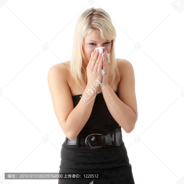 年輕的金發(fā)女人感冒