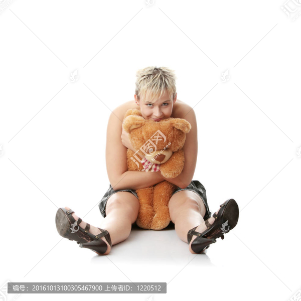 朋克少女與泰迪