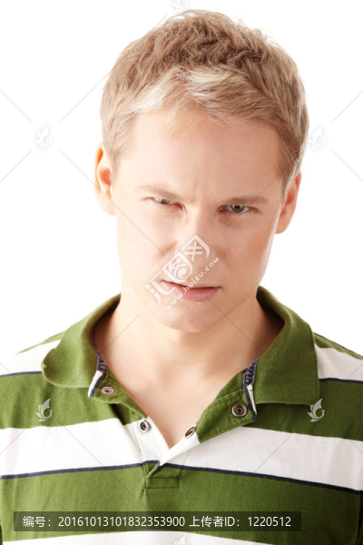 年輕的aggressiveman肖像