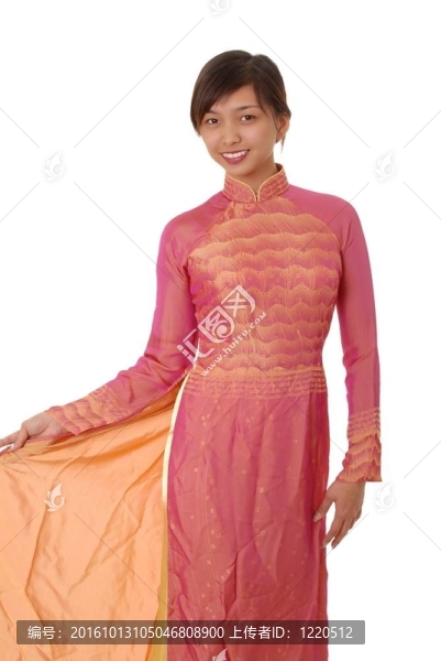 可愛(ài)的亞洲的黑發(fā)女孩