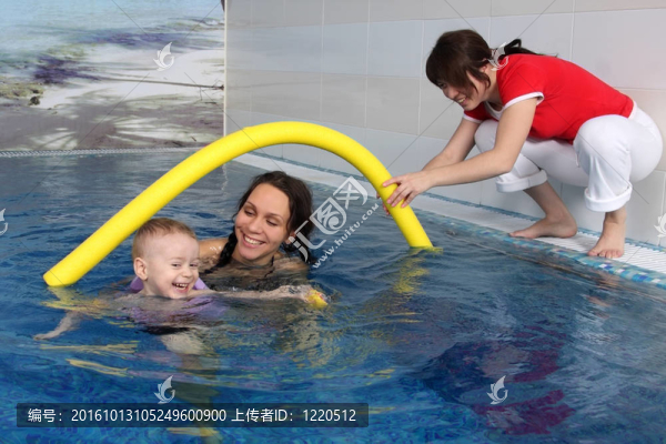 水塘