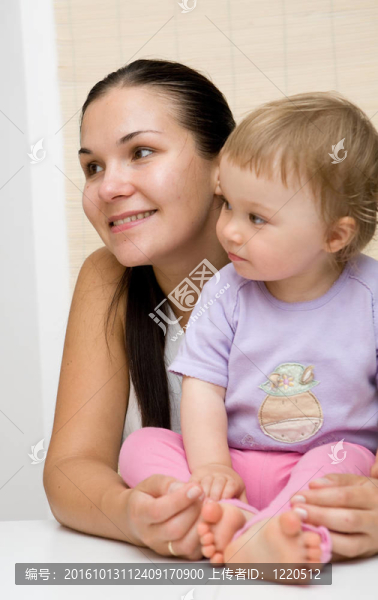 母親和女兒