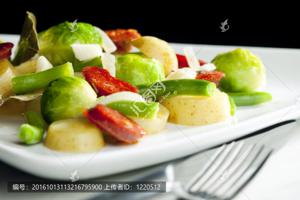 香腸土豆蔬菜