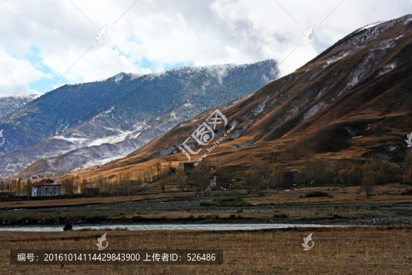 山巒